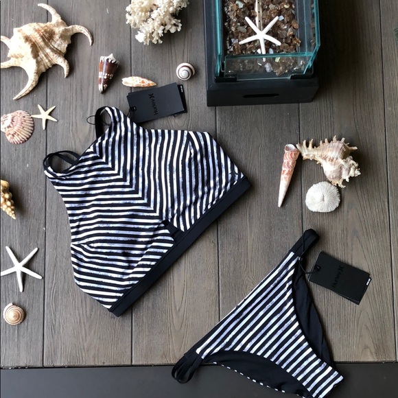 🌿HURLEY🌿 - Picture 3 of 7